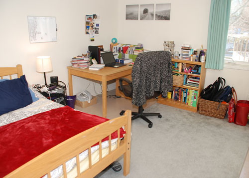 Townhouse Bedroom 1